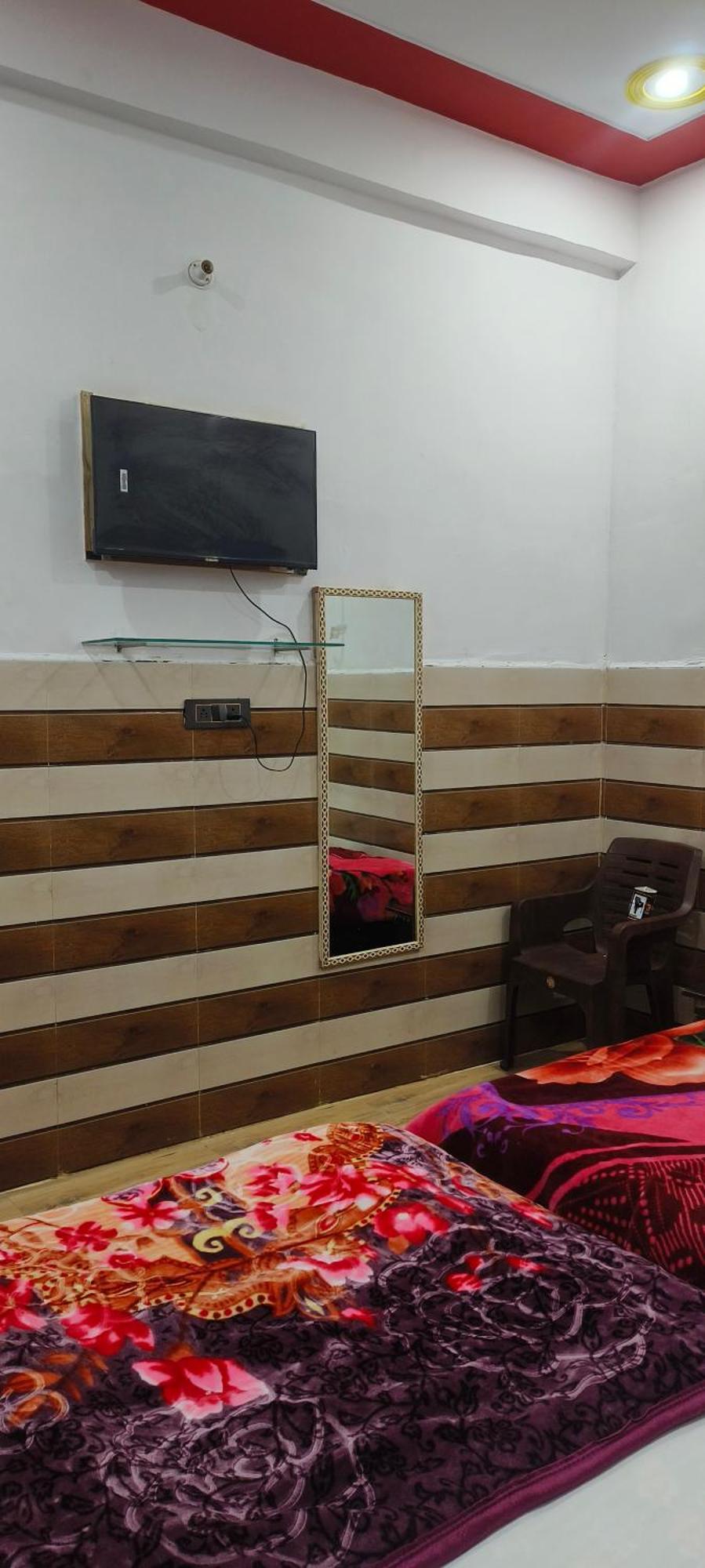 K.D.Dham Near Prem Mandir1 Hotel Vrindavan Exterior photo