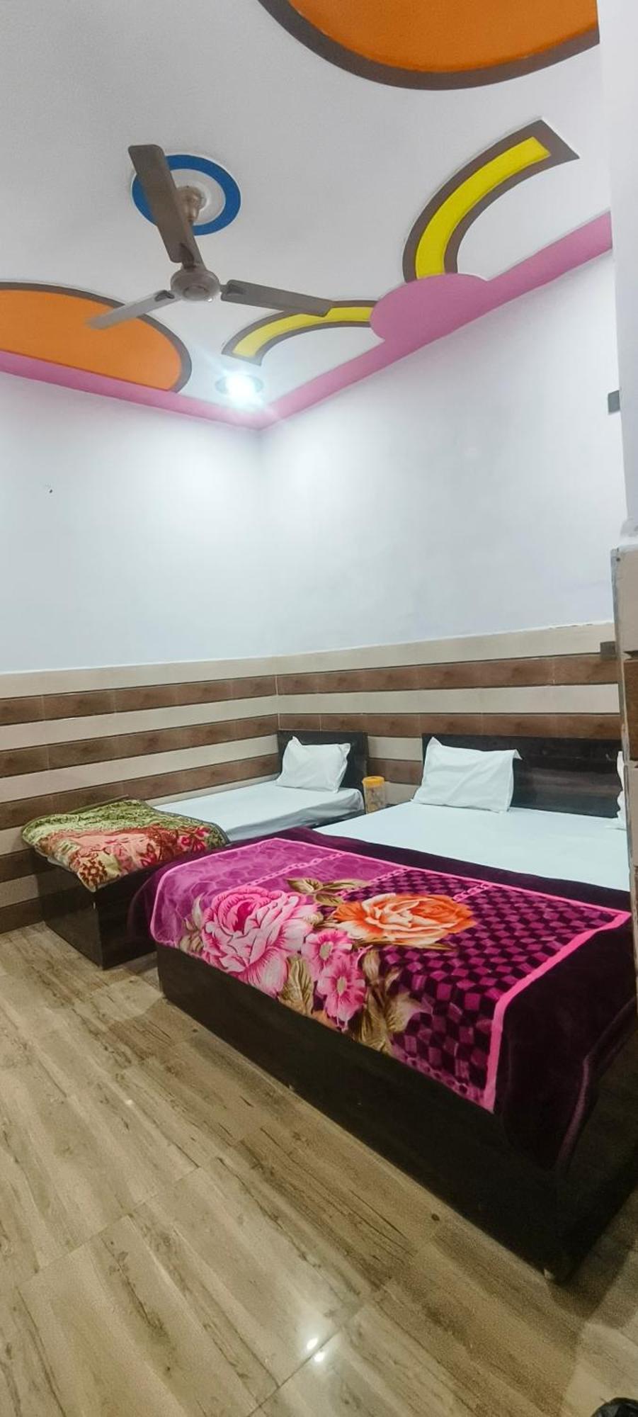 K.D.Dham Near Prem Mandir1 Hotel Vrindavan Exterior photo