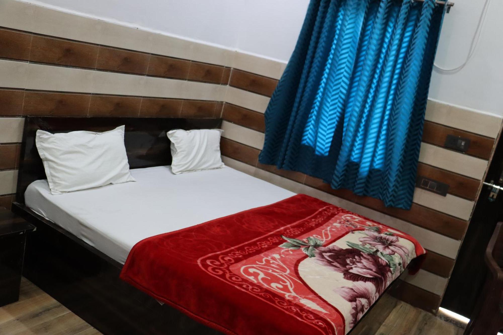 K.D.Dham Near Prem Mandir1 Hotel Vrindavan Exterior photo